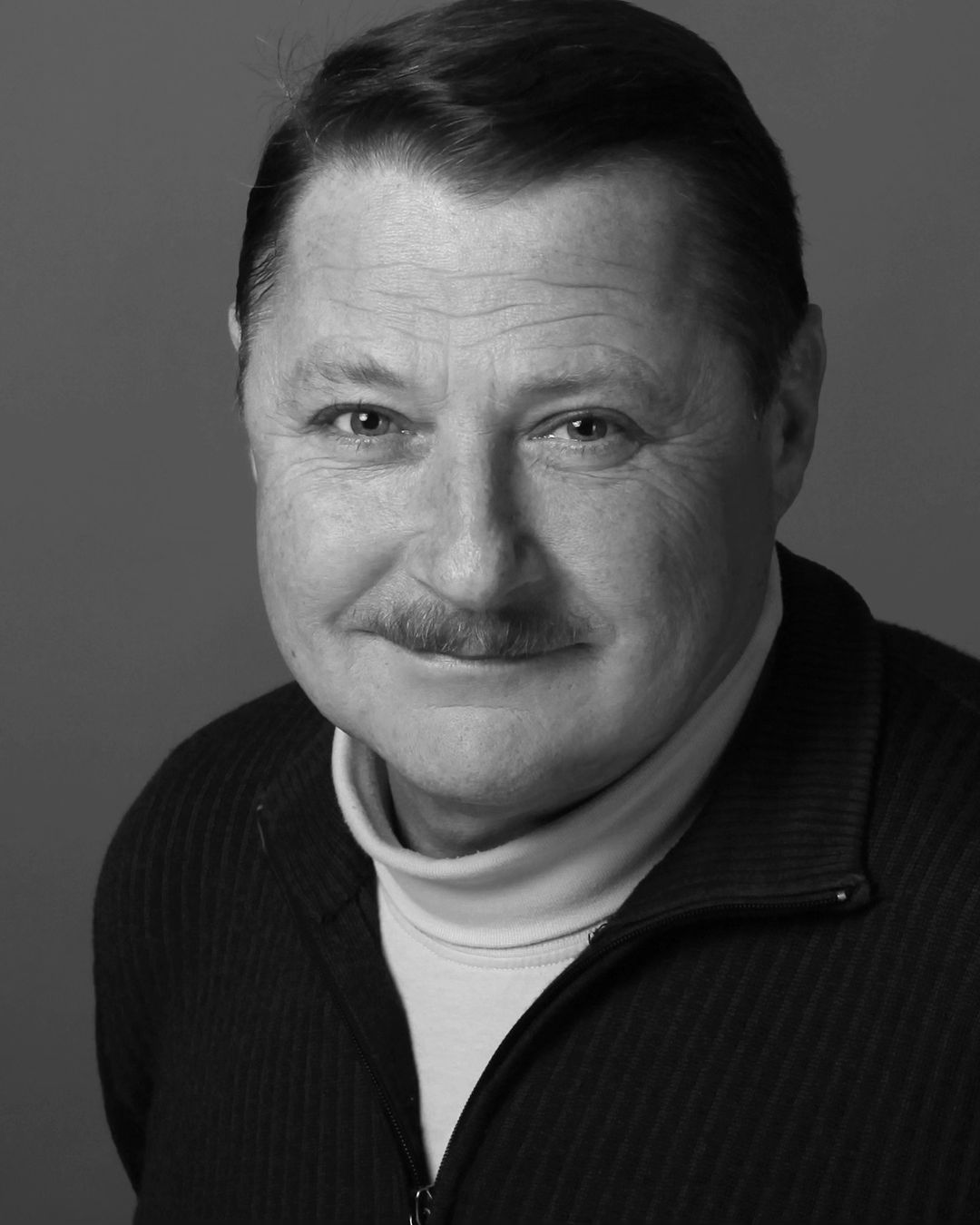 Еще одна потеря: умер актер сериала "Нюхач-2"